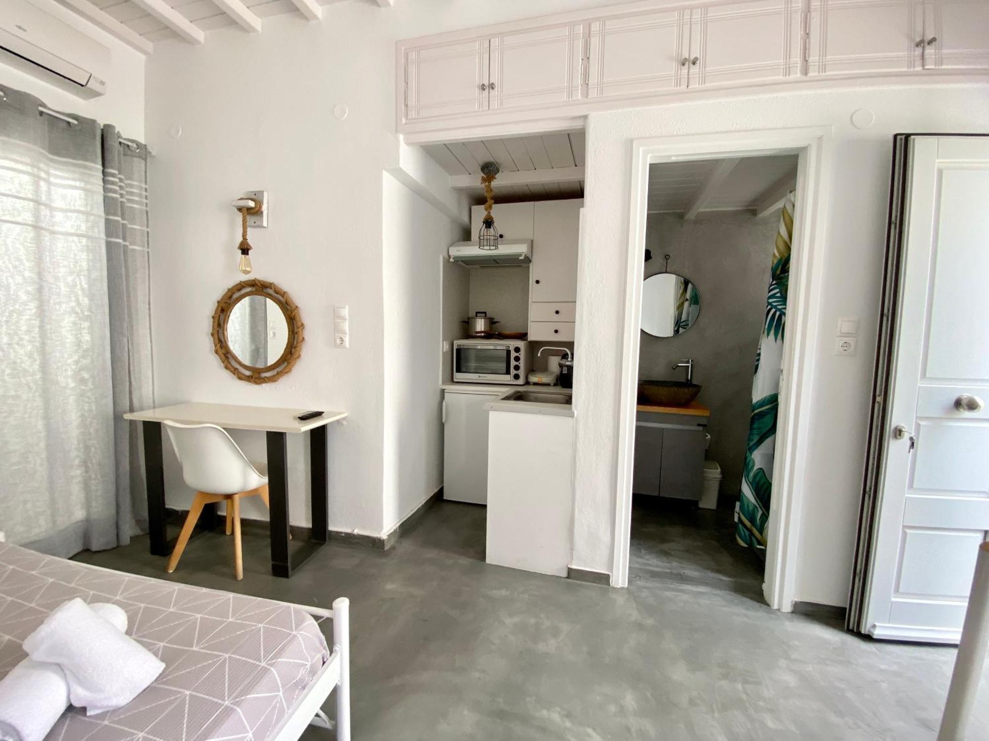 Elenita's Flat